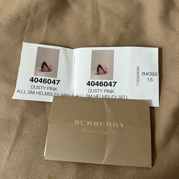 Burberry Helmsley crossbody - Picture 11 of 11